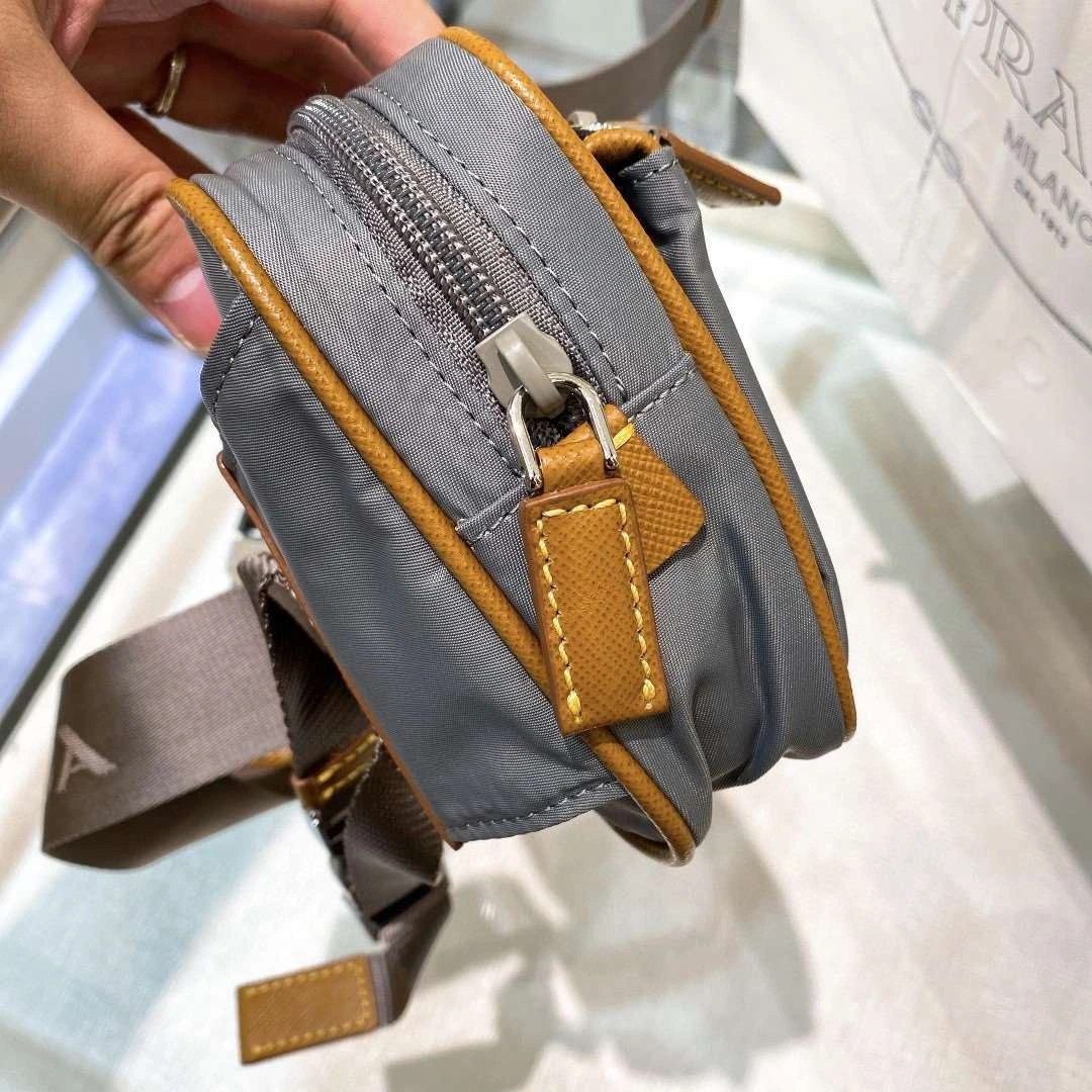 *MOMO--- 2VL977 item : A-B00H2573A