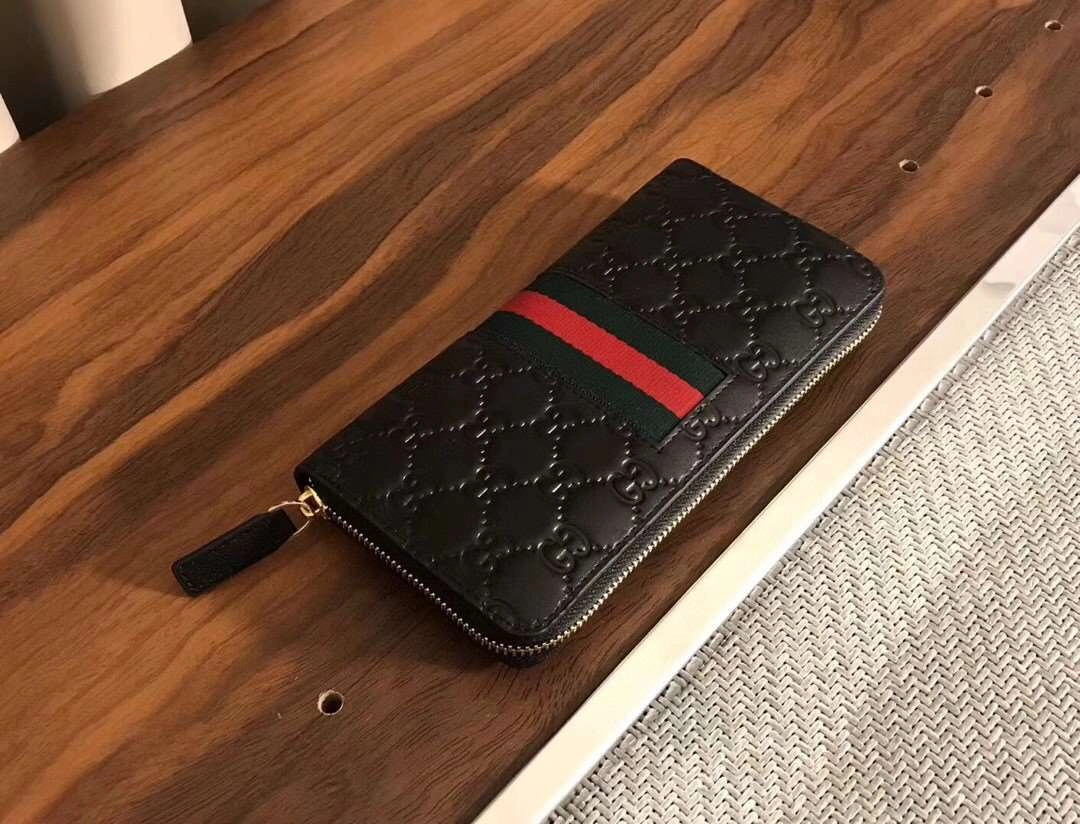 *MOMO--- 408831 cowhide item : A-B164G3027