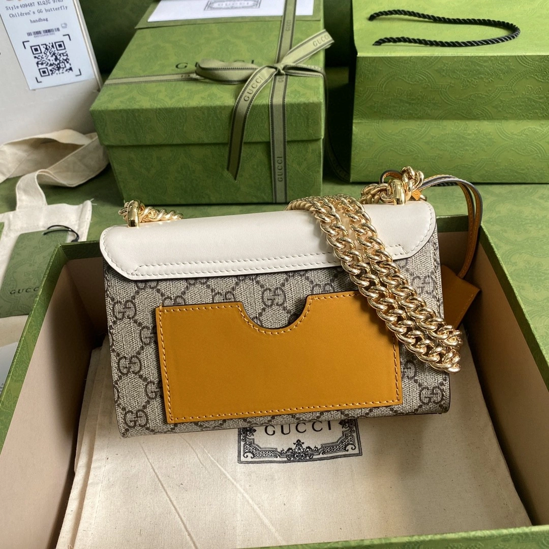 MOMO--- 409487 cowhide item : A-B040H1929A
