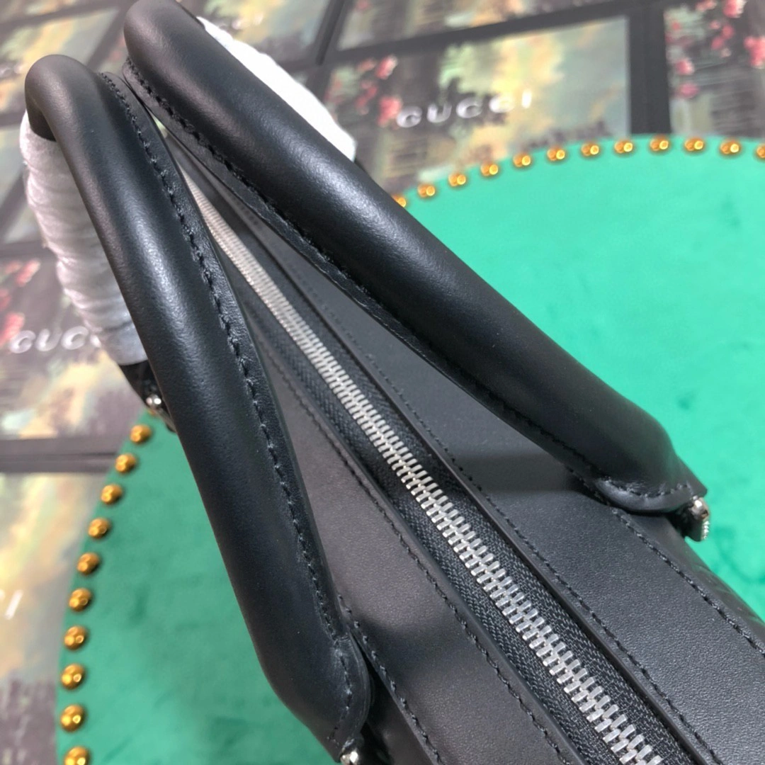 MOMO--- 435322 cowhide item : A-B00H0548WA