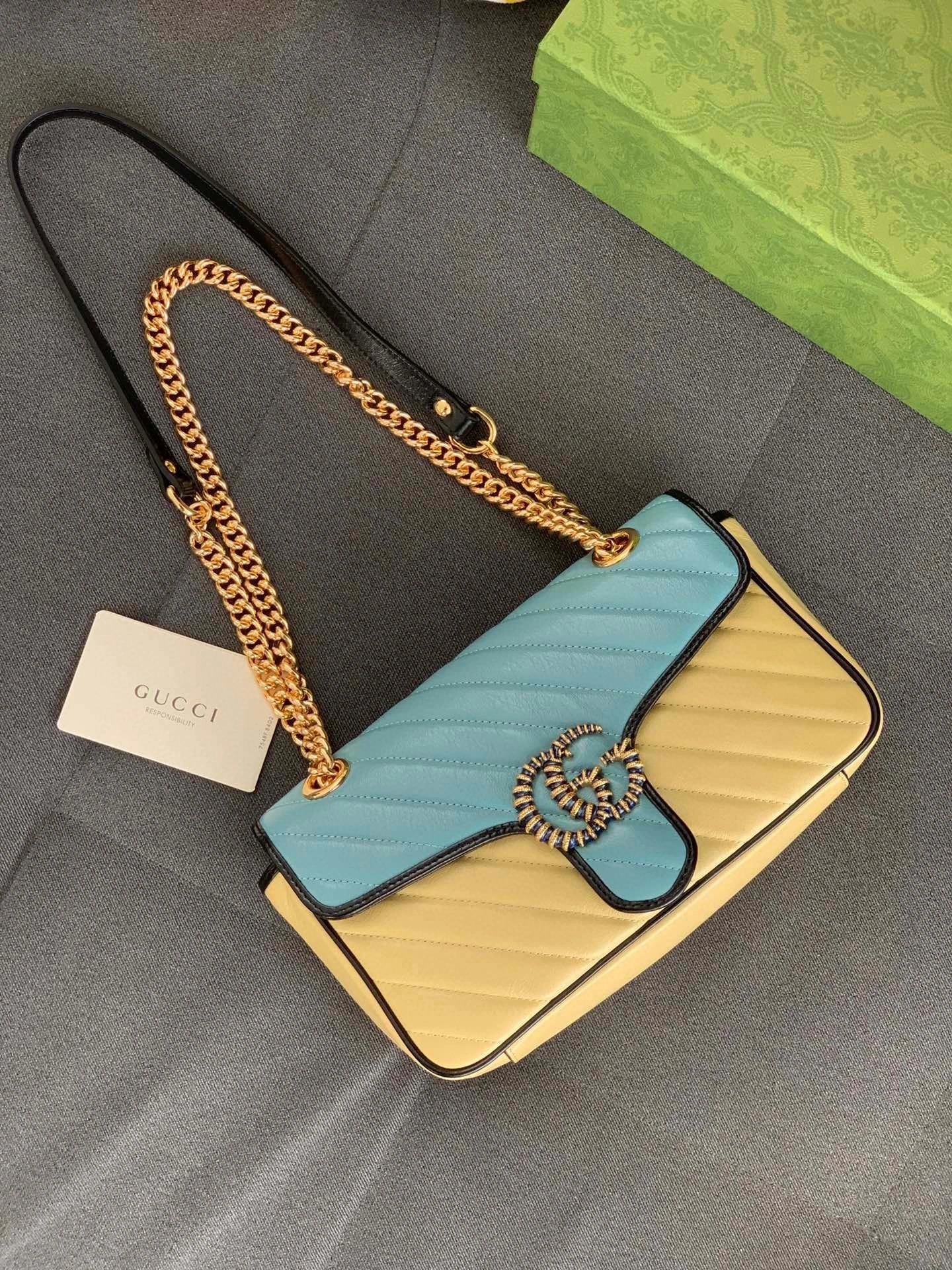 MOMO--- 443497 item : A-B063H0557WA