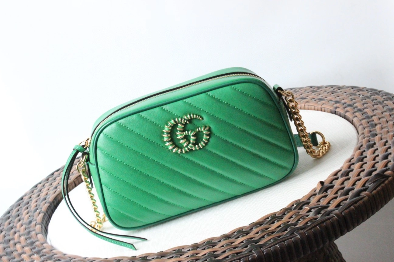 MOMO--- 447632 cowhide item : A-B191H1632A