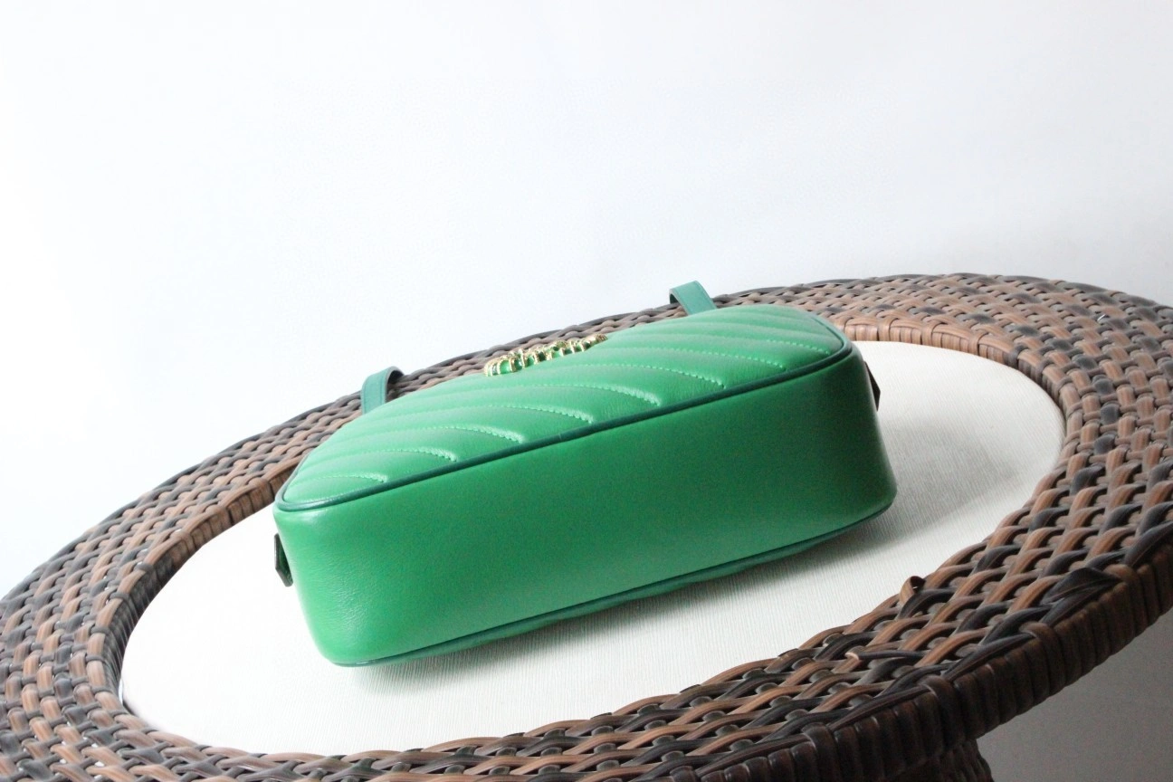 MOMO--- 447632 cowhide item : A-B191H1632A