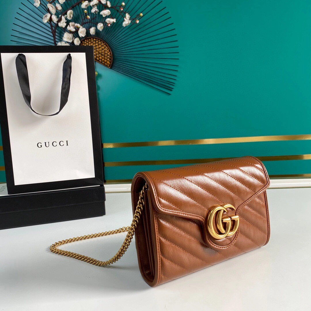 MOMO--- 474575 cowhide item : A-B181H1614A