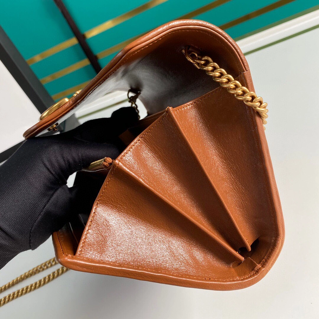 MOMO--- 474575 cowhide item : A-B181H1614A