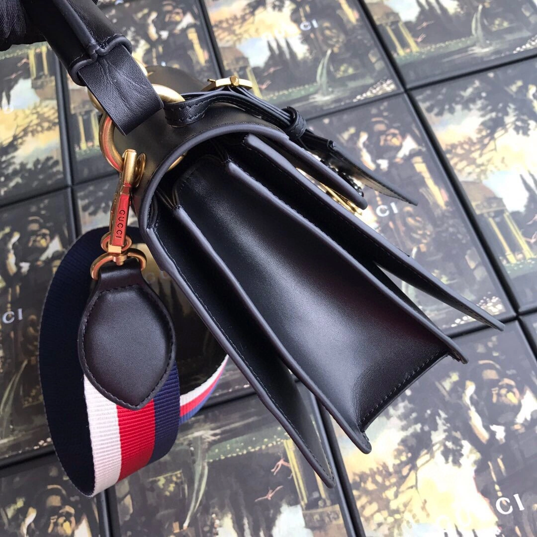 MOMO--- 476541 item : A-B181H1737A