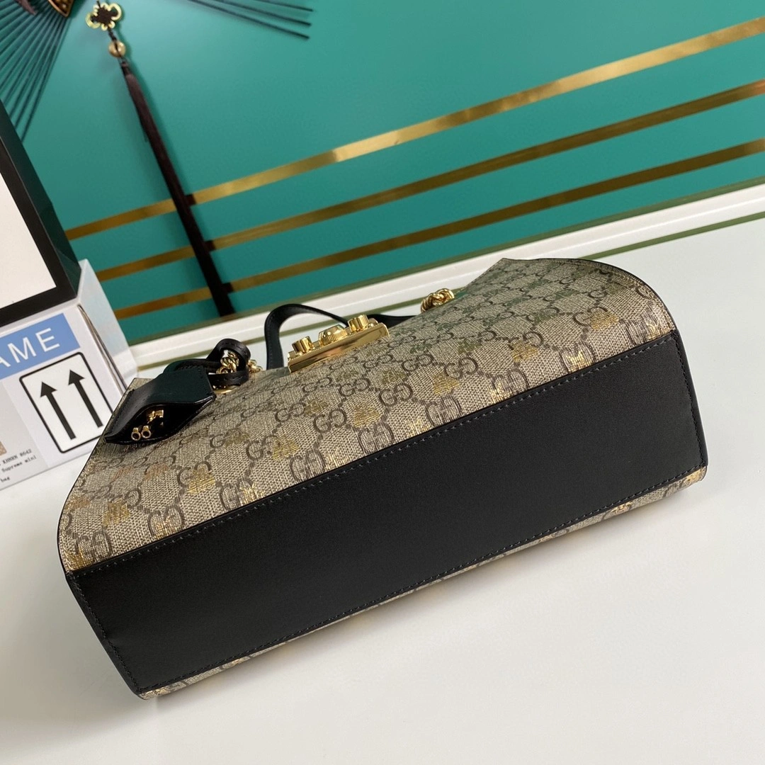 MOMO--- 498156 cowhide item : A-B00H1646A