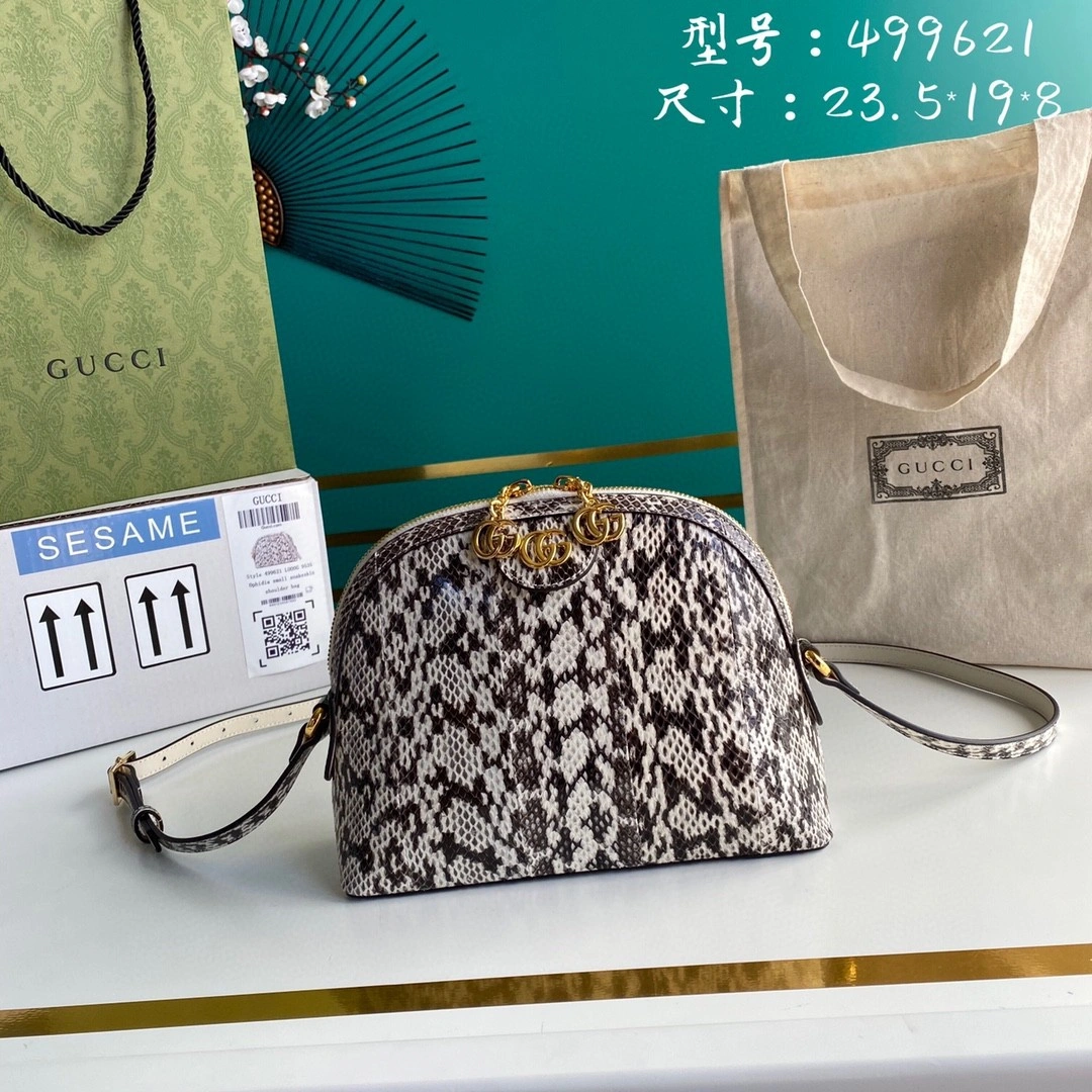 MOMO--- 499621 cowhide item : A-B040H0502WA
