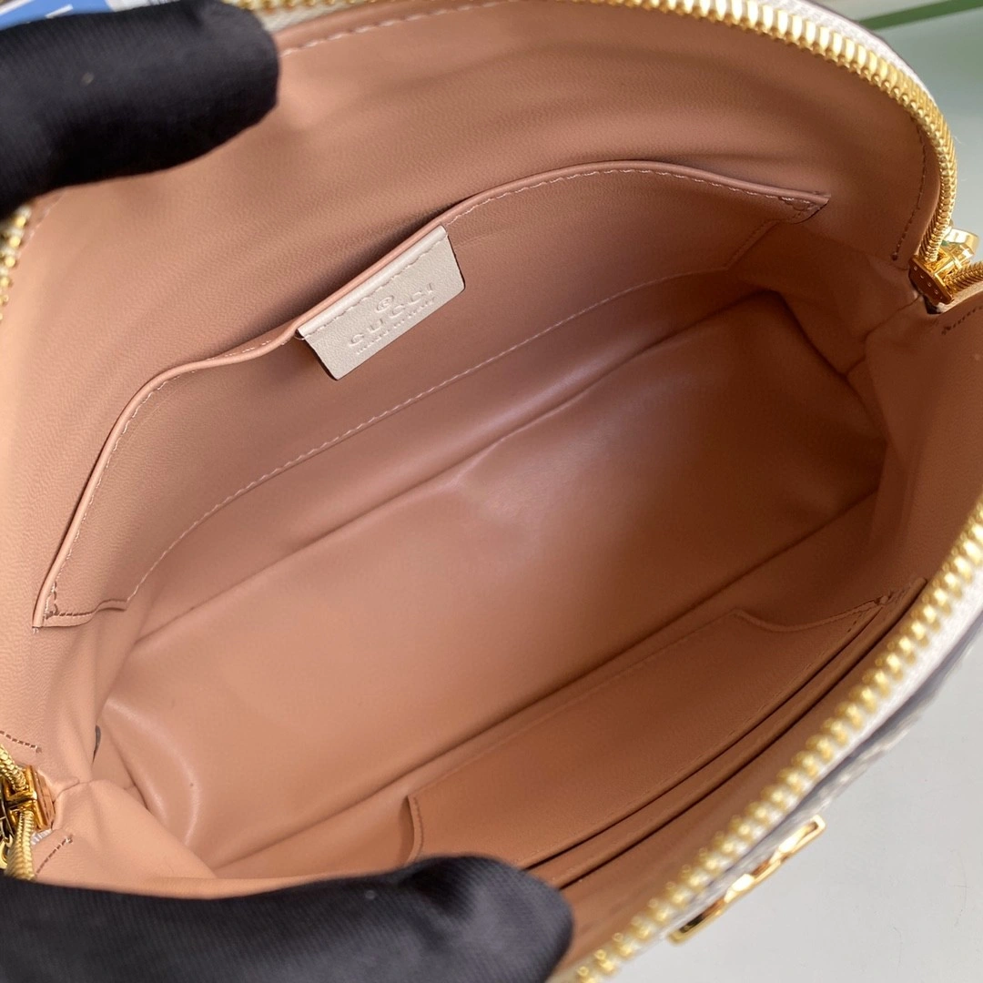 MOMO--- 499621 cowhide item : A-B040H0502WA