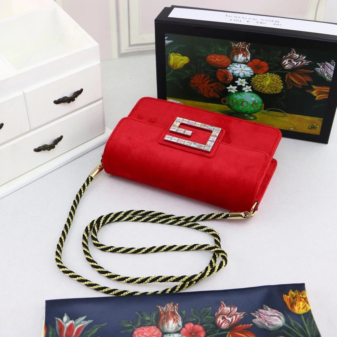 MOMO--- 544242 item : A-BH16A