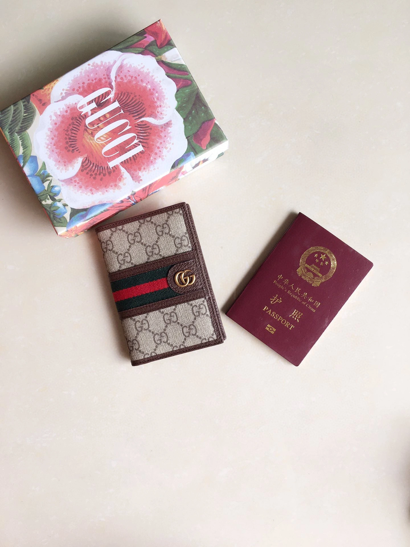 MOMO--- 597620 cowhide item : A-B00H1822A