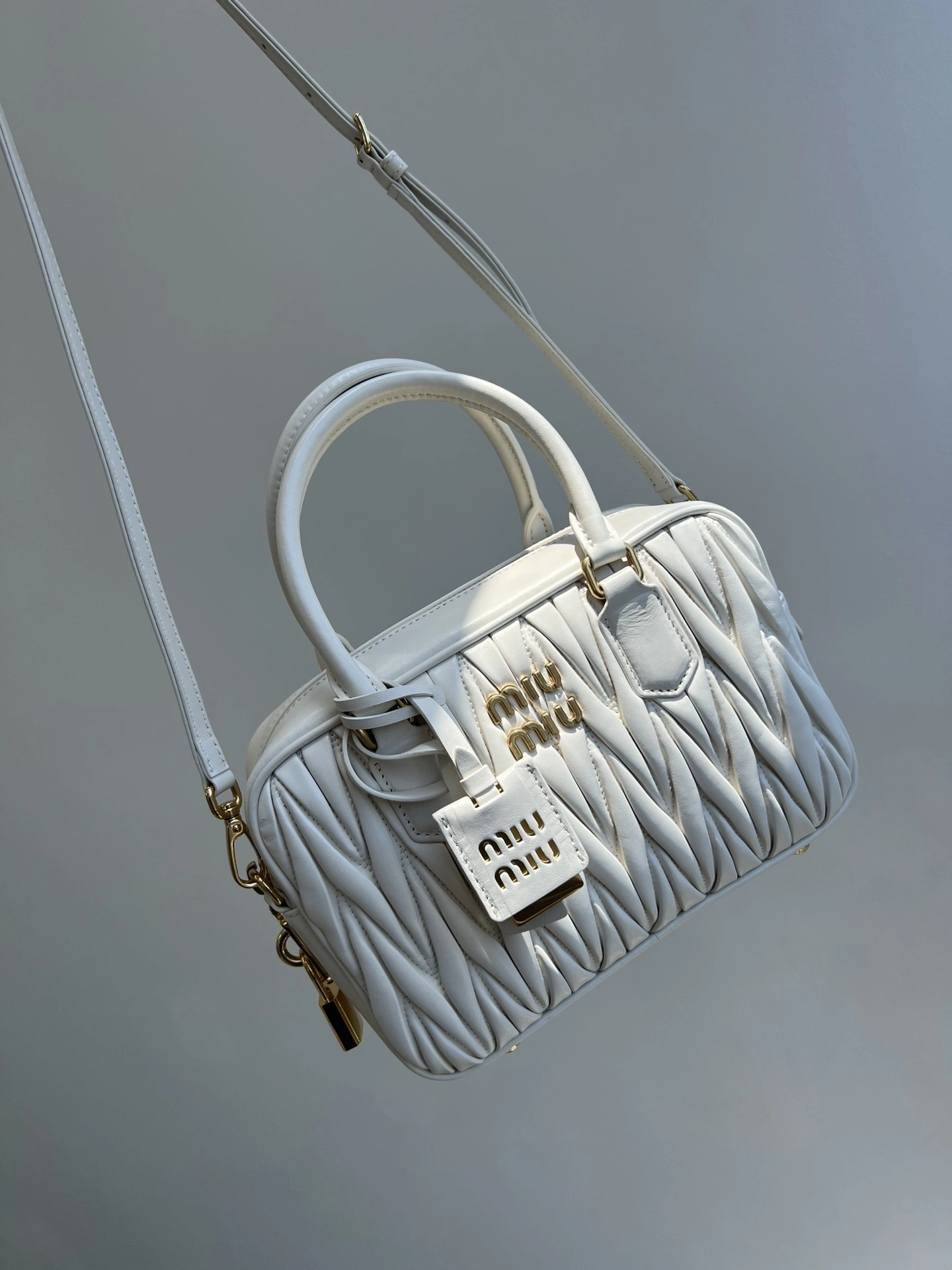 MOMO--- 5BB123_N88_F0009_V_OOO sheepskin item:D-B432D0671