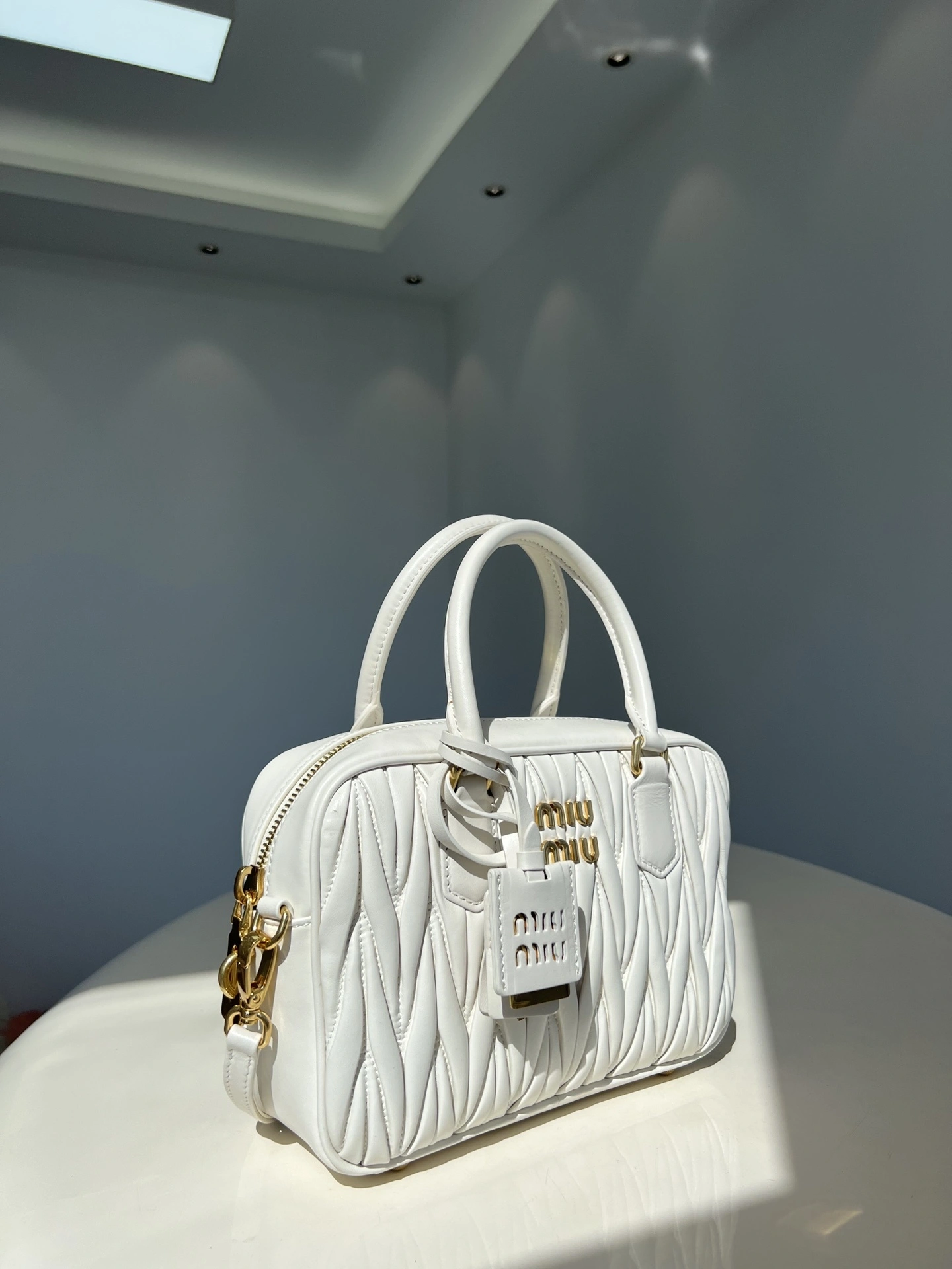 MOMO--- 5BB123_N88_F0009_V_OOO sheepskin item:D-B432D0671