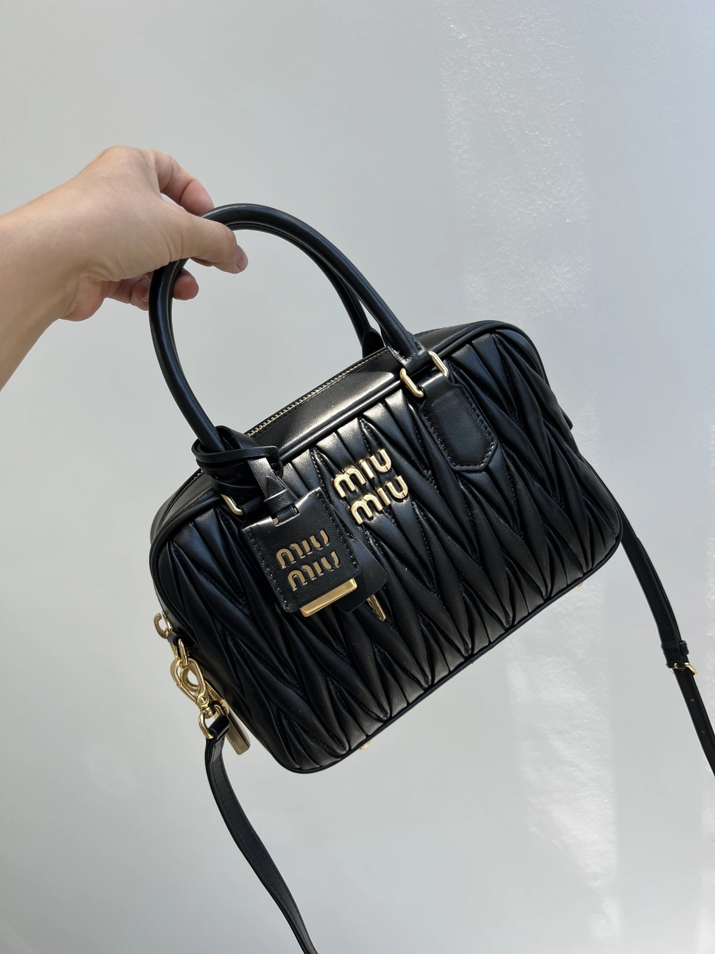 MOMO--- 5BB124-N88-F0002-V-YOO sheepskin item:D-B432D0672