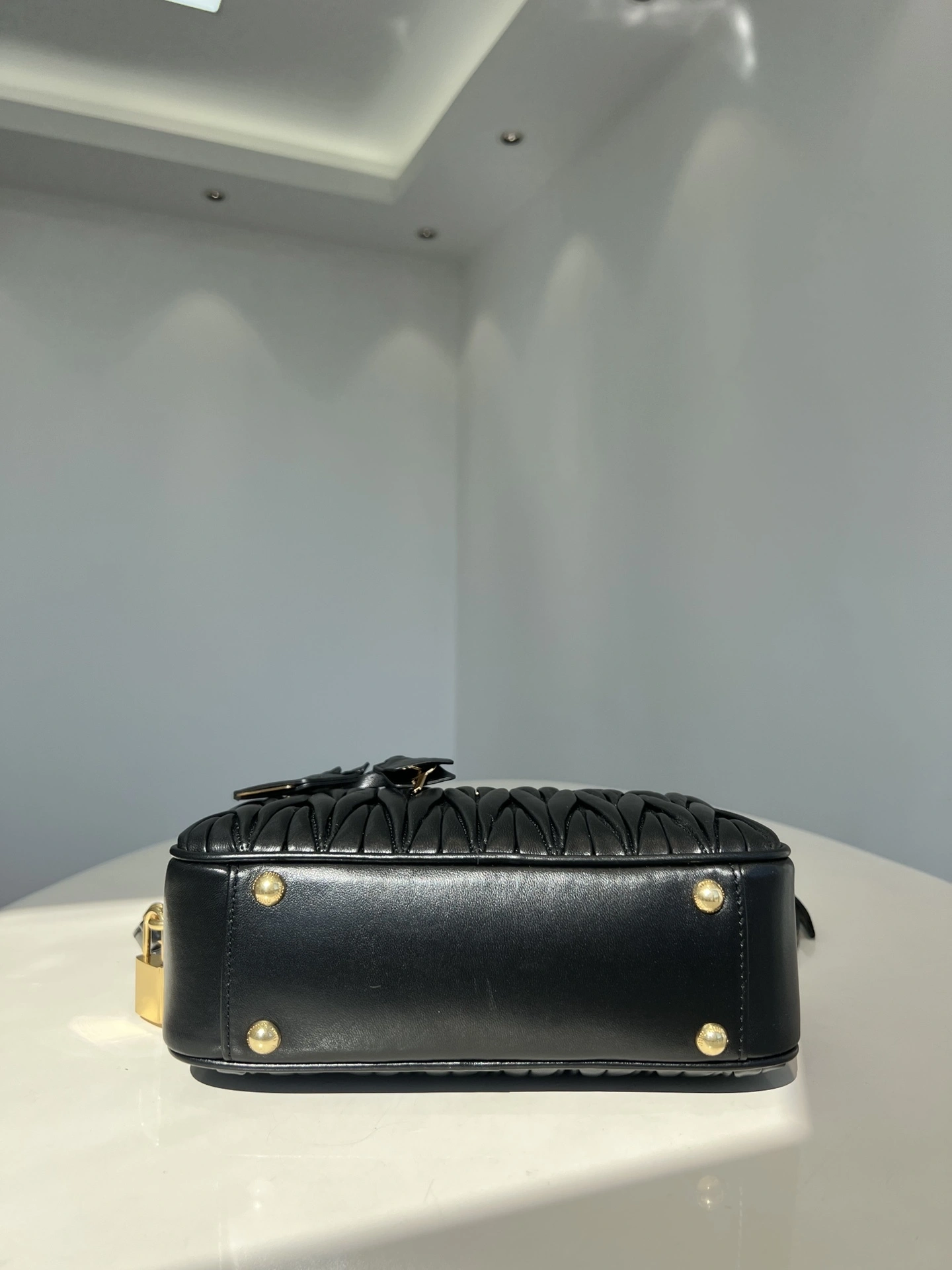 MOMO--- 5BB124-N88-F0002-V-YOO sheepskin item:D-B432D0672