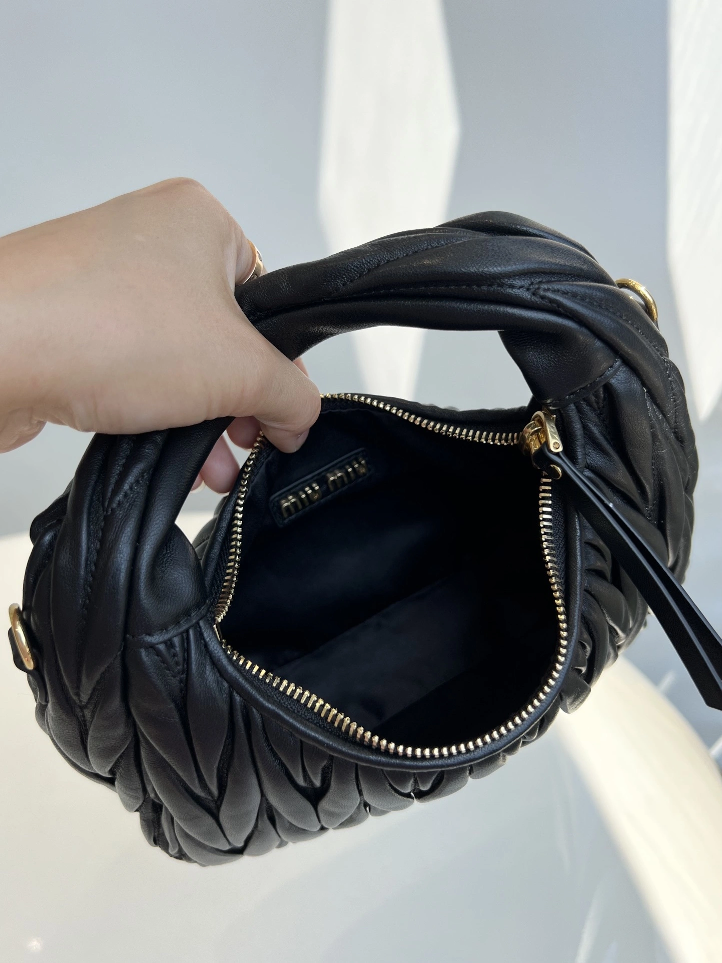 MOMO--- 5BC125-N88-F0002-V-OOY sheepskin item:D-B432D0670