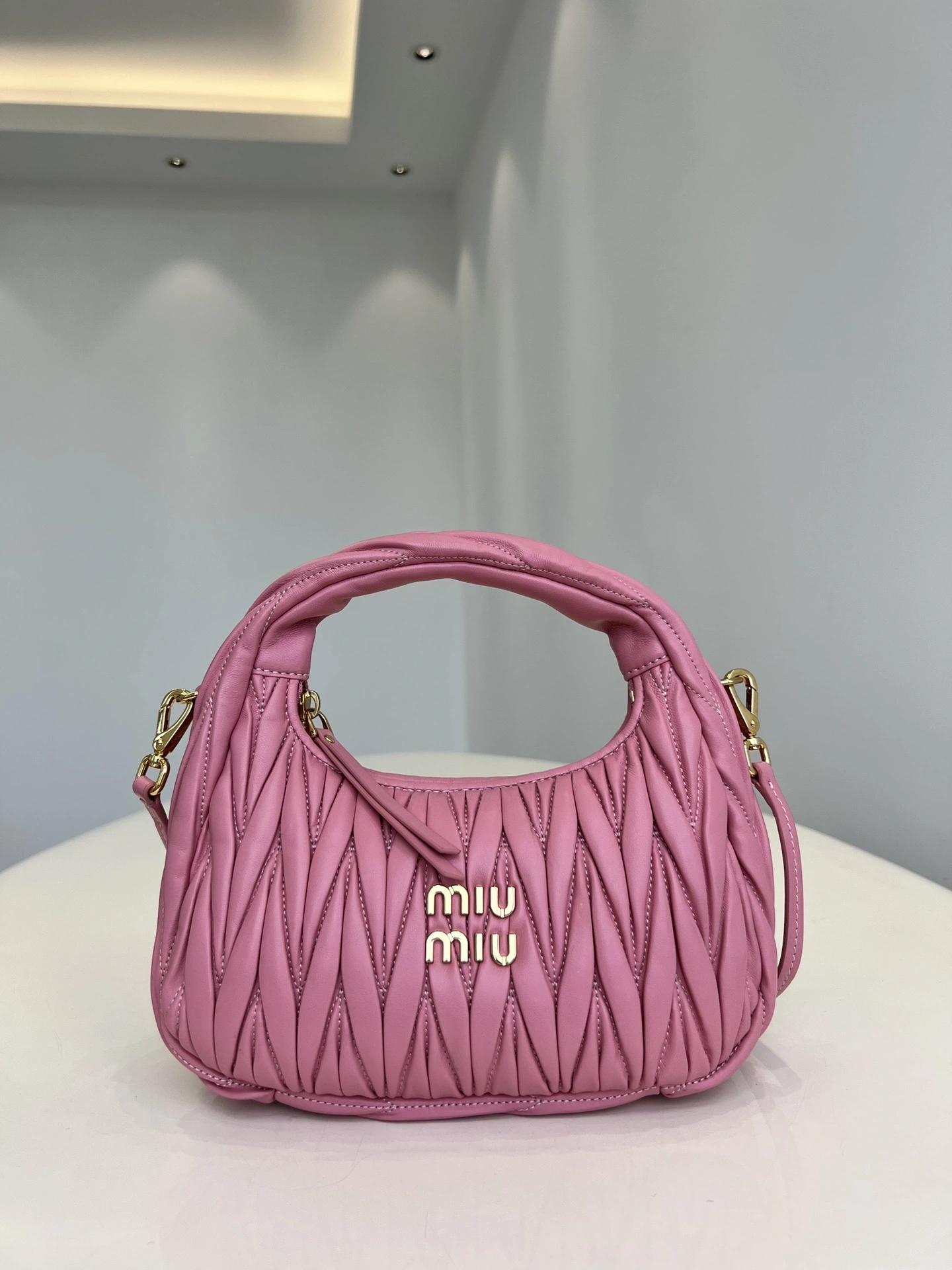 MOMO--- 5BC125-N88-F0638-V-OOY sheepskin item:D-B432D0668