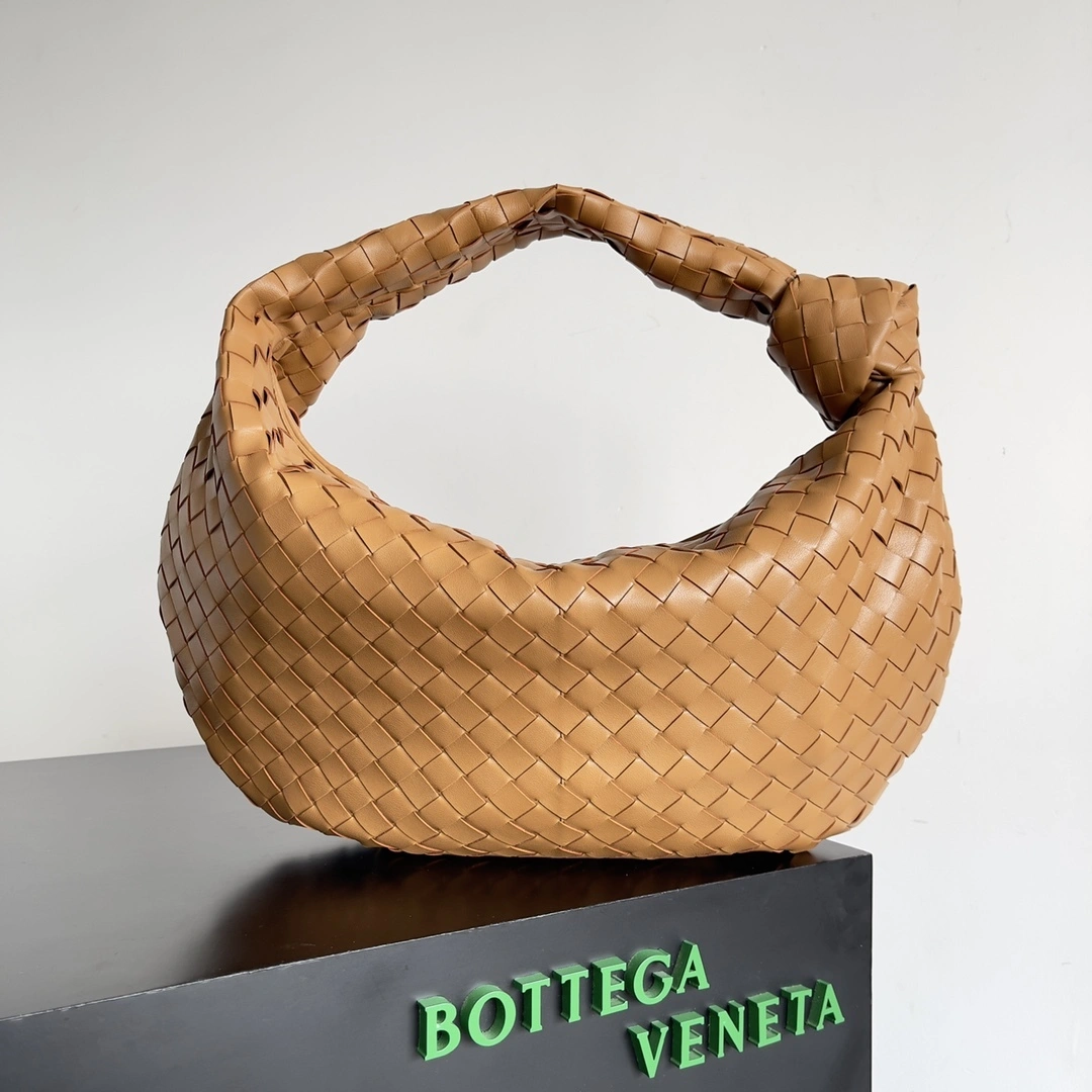 MOMO--- 600261VCPP09830 𝗝𝗢𝗗𝗜𝗘 item:C-B063L0832R