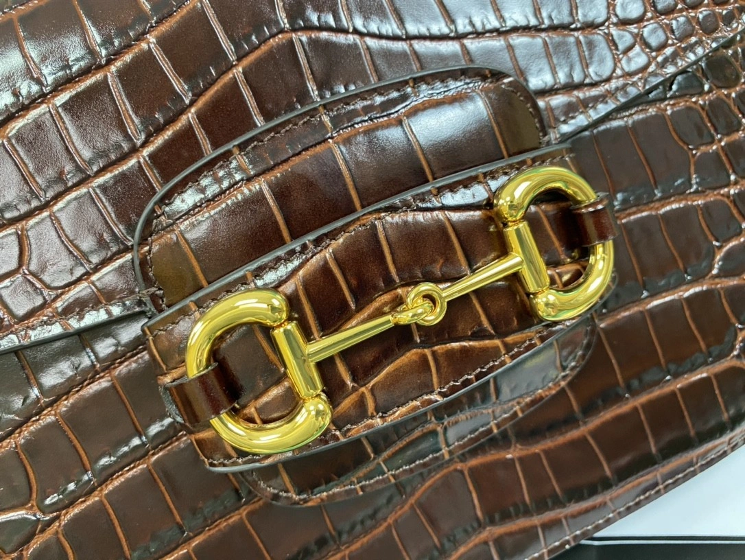 MOMO--- 602204 cowhide item : A-B00H0439A