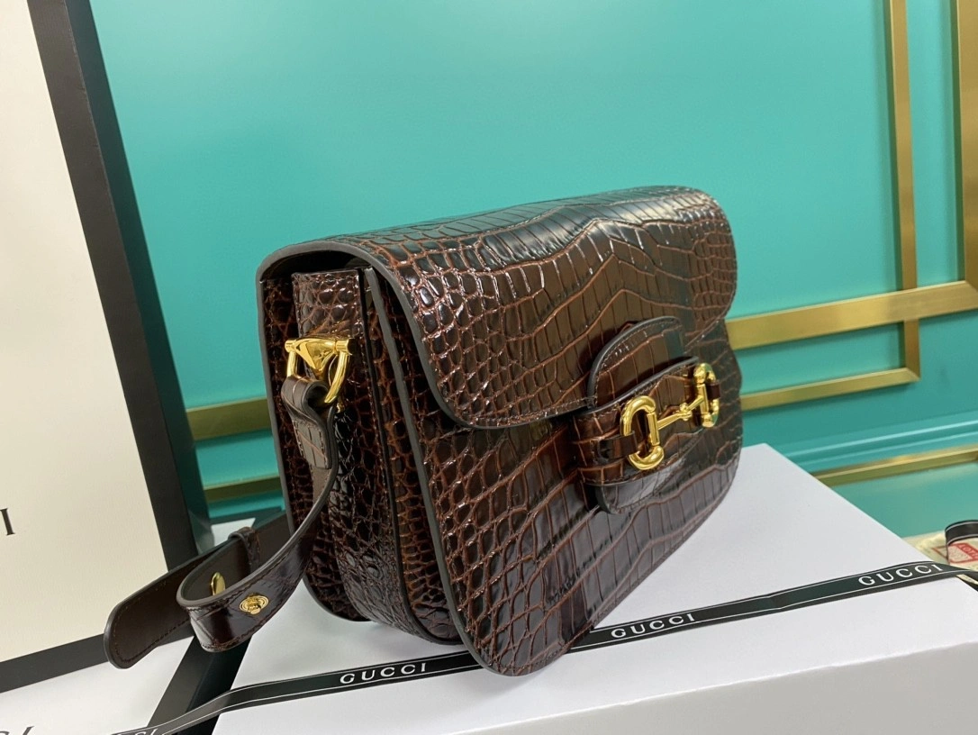 MOMO--- 602204 cowhide item : A-B00H0439A