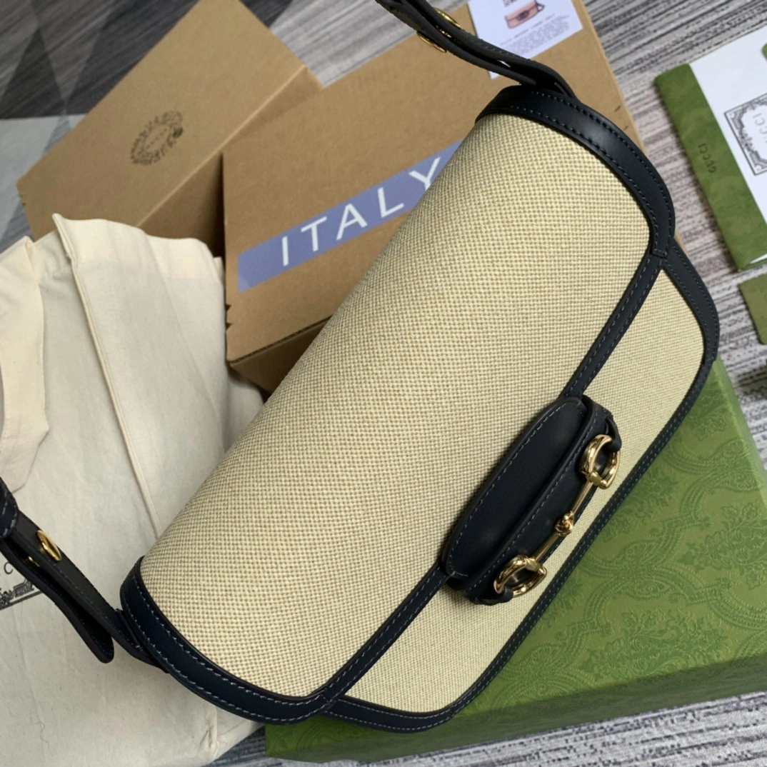 MOMO--- 602204 item : A-B040H0529WA