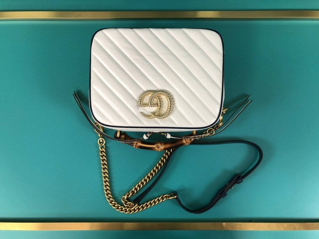 MOMO--- 602270 cowhide item : A-B00H0462A