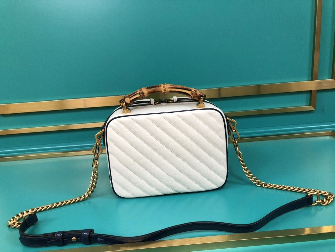 MOMO--- 602270 cowhide item : A-B00H0462A