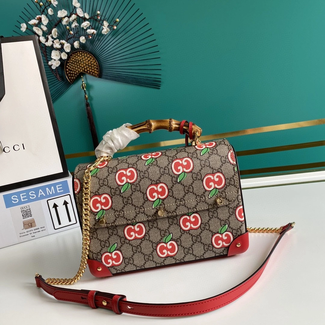 MOMO--- 603221 cowhide item : A-B00H0401A