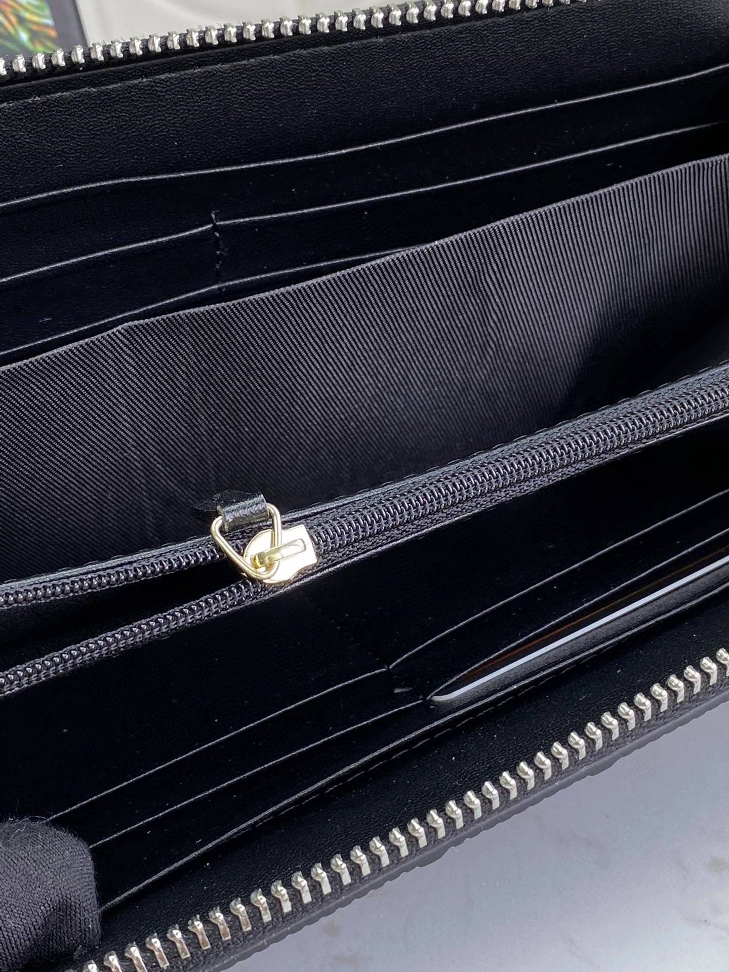 &MOMO--- 625558 item : A-B00H0629WA