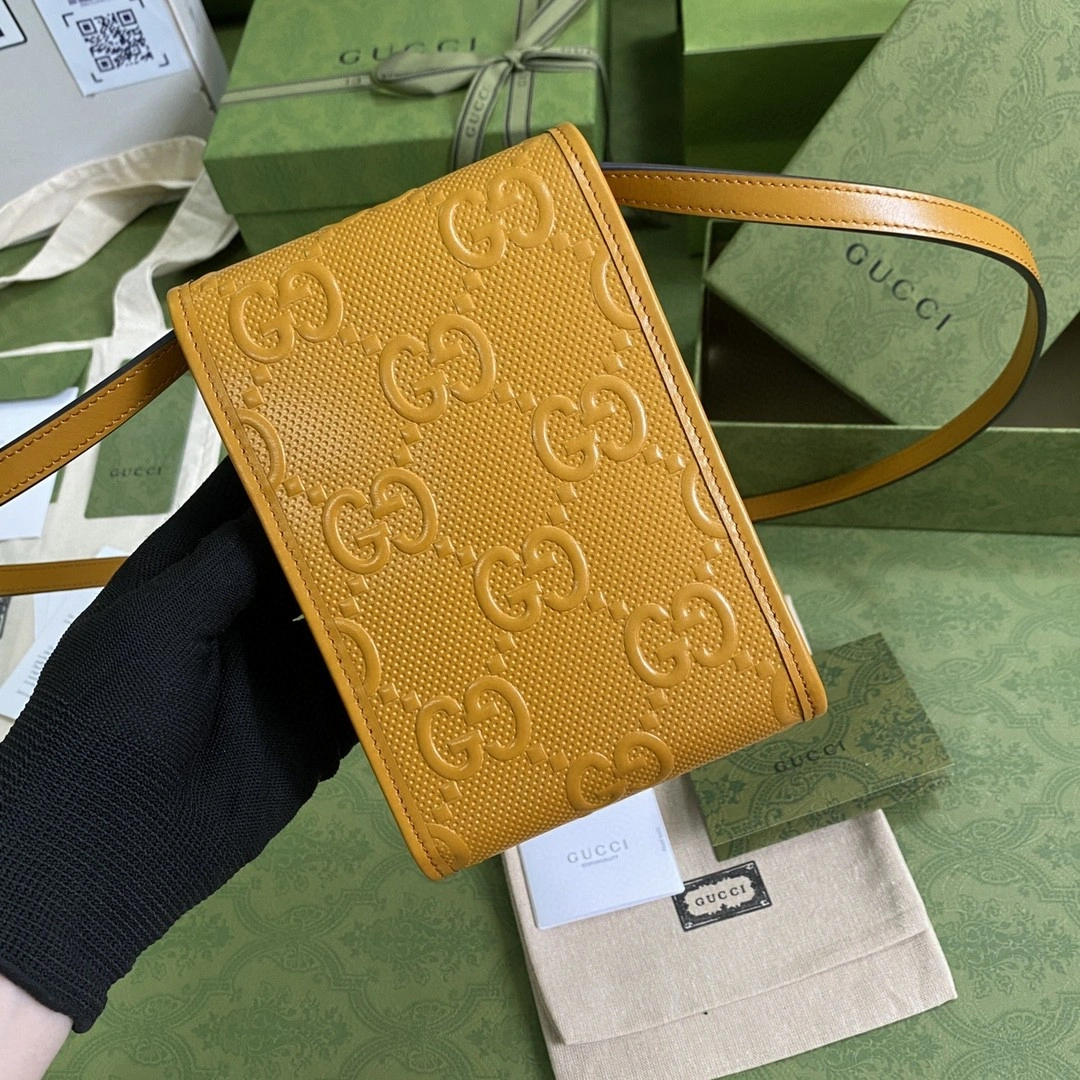 MOMO--- 625571 item : A-B040H1908A
