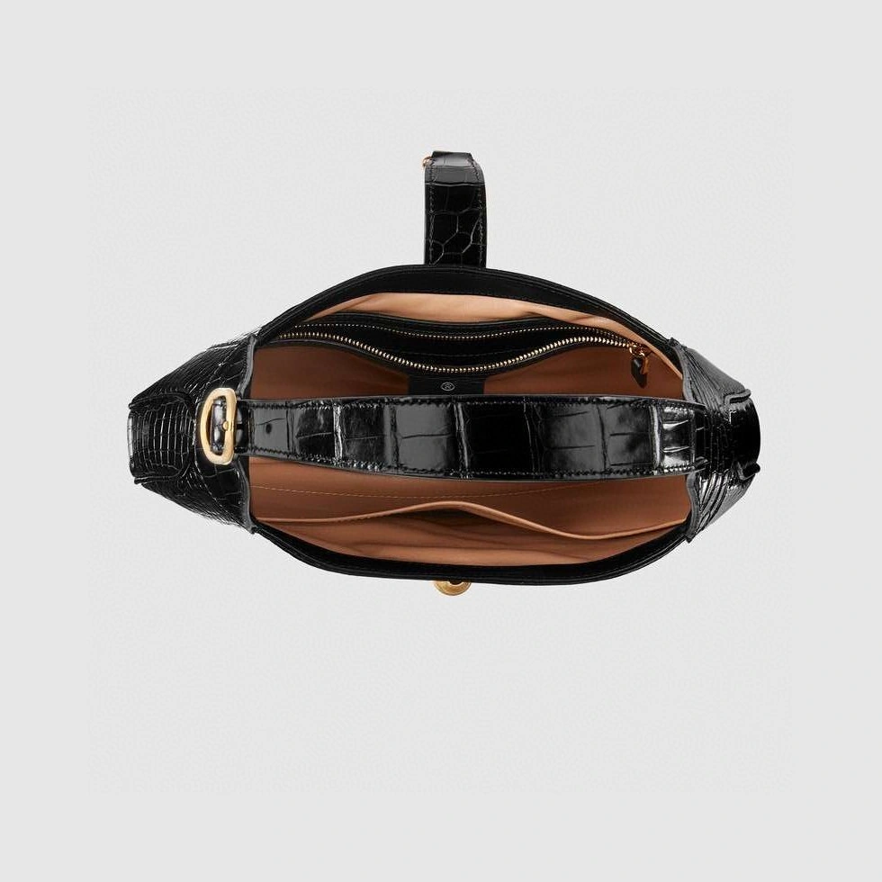 MOMO--- 636709 cowhide item : A-B040H0438A
