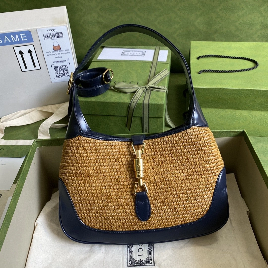 MOMO--- 636709 item : A-B00H0435A