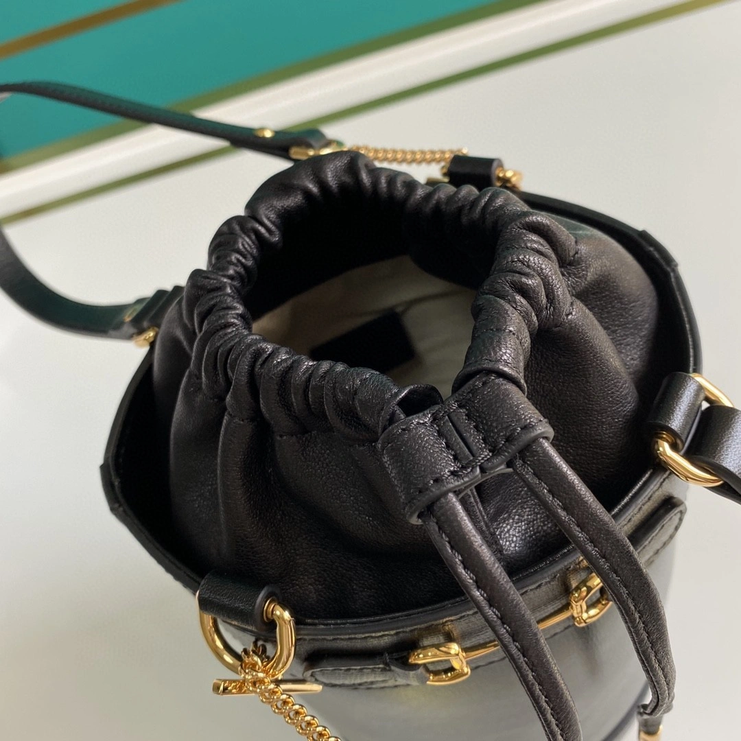 MOMO--- 637115 cowhide item : A-B00H0459A
