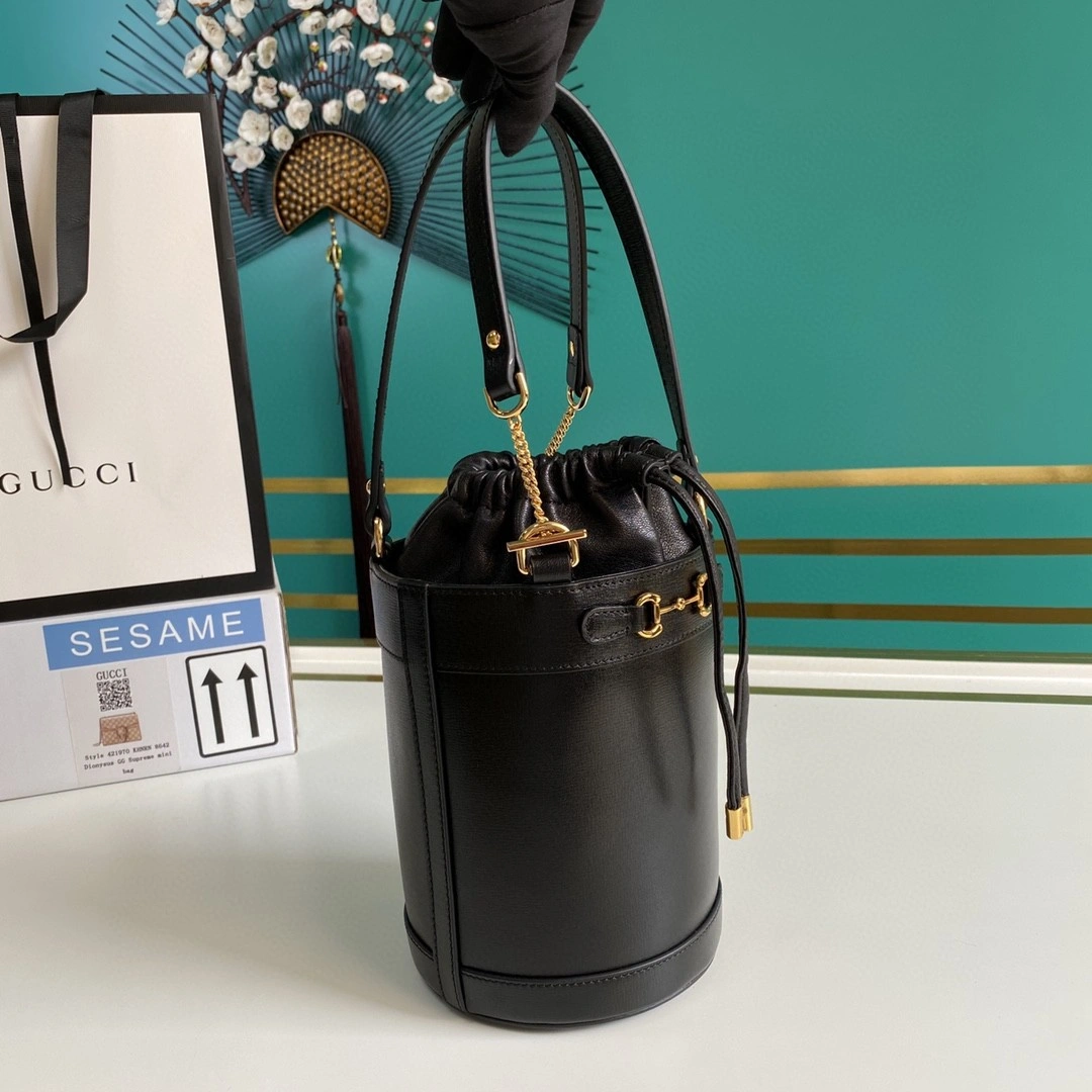 MOMO--- 637115 cowhide item : A-B00H0459A