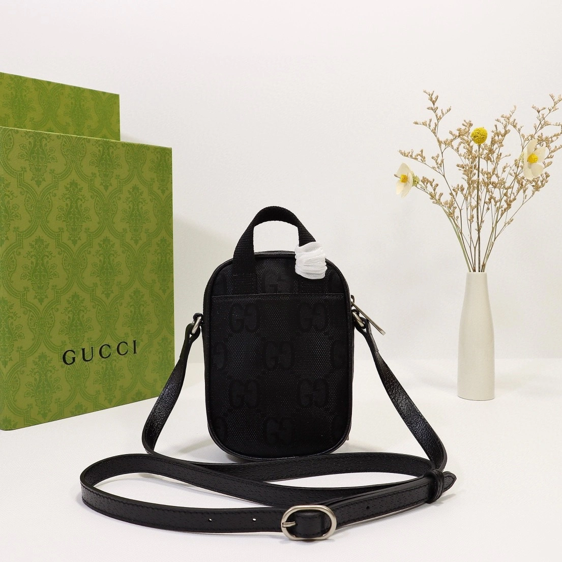 MOMO--- 643882 item : A-B00H1628A