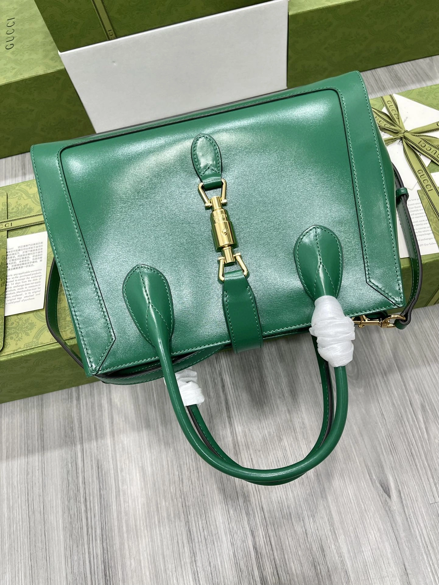 MOMO--- 649016 item : A-B00H0412A