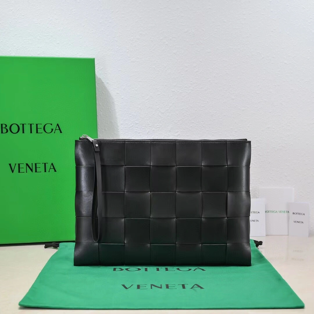 MOMO--- 649616VBWD38803 POUCT item:C-B134L0801R