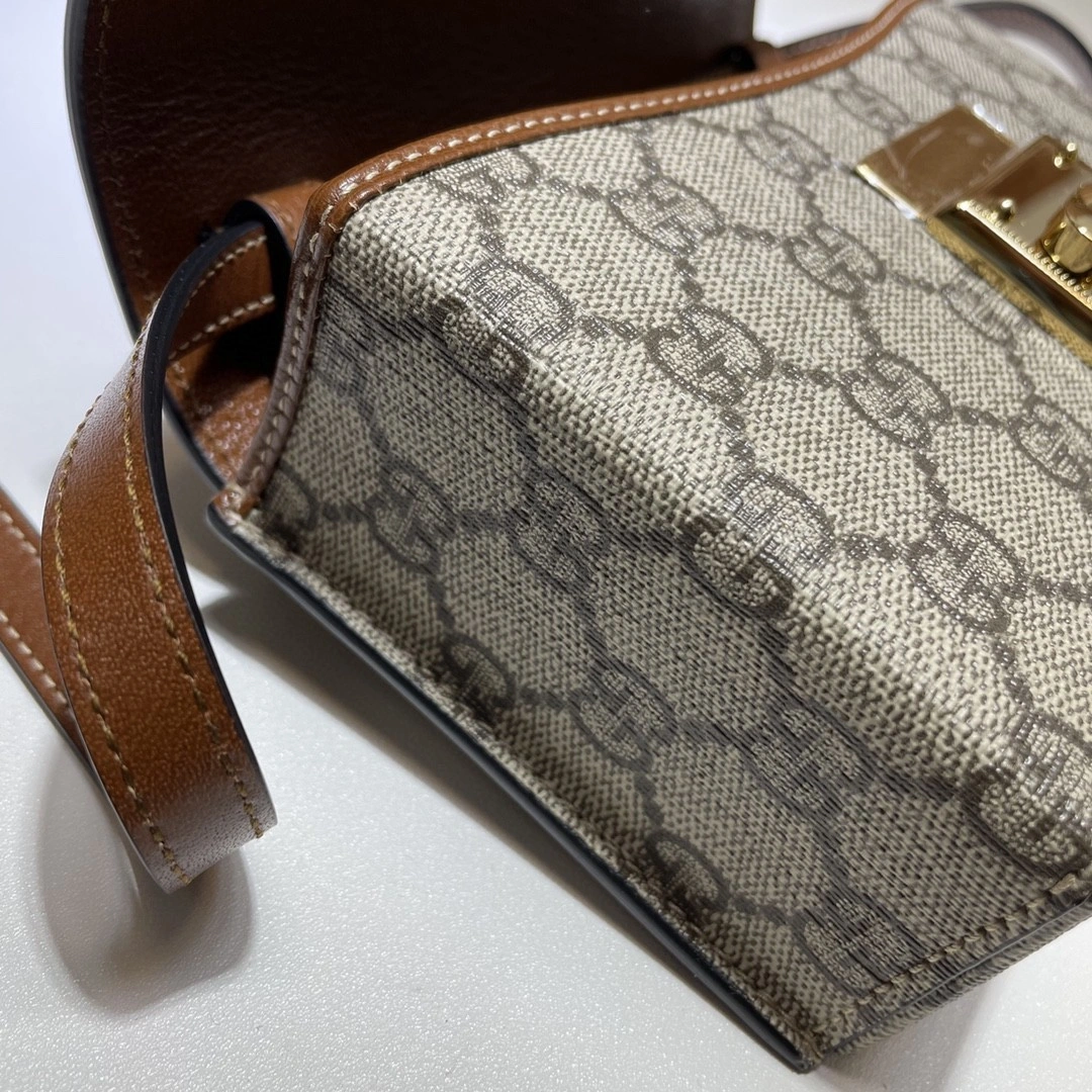 MOMO--- 652683 item : A-B00H0433A