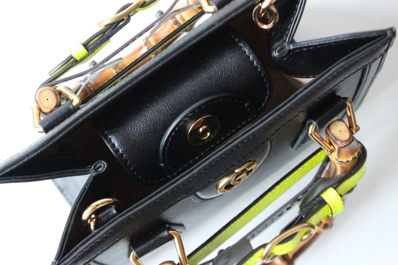 MOMO--- 655661 cowhide item : A-B191H0338A