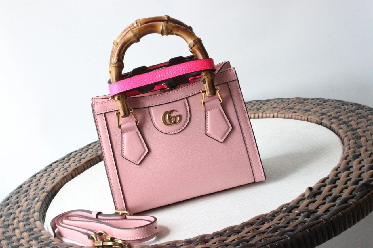 MOMO--- 655661 cowhide item : A-B191H0340A