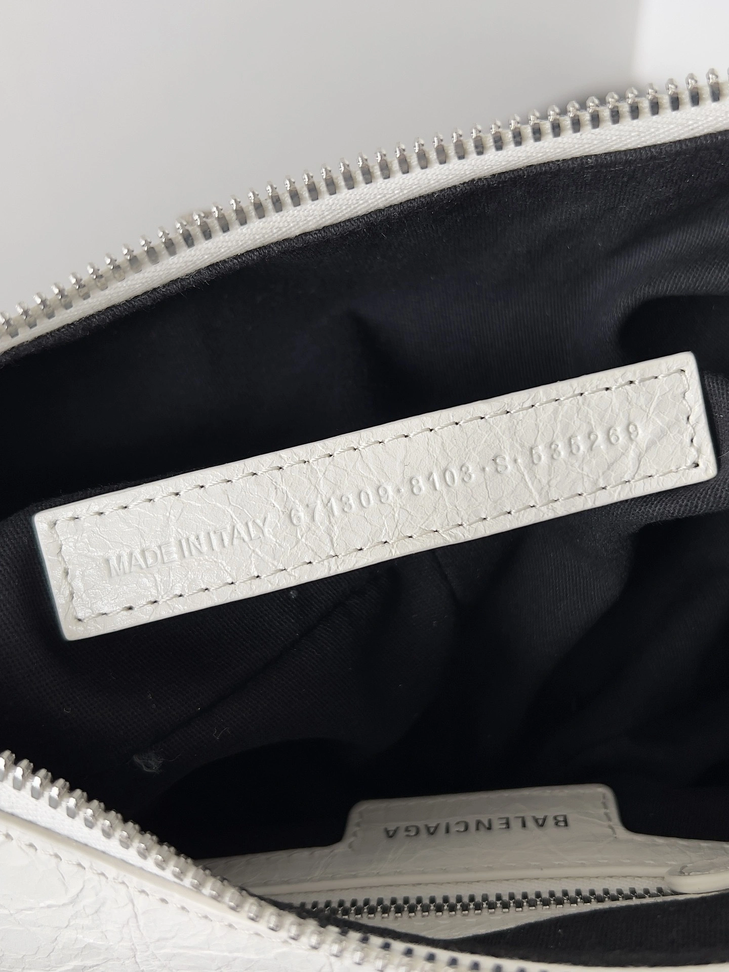MOMO--- 6713071VG9Y9104 Le Cagole item:C-B063L0808R