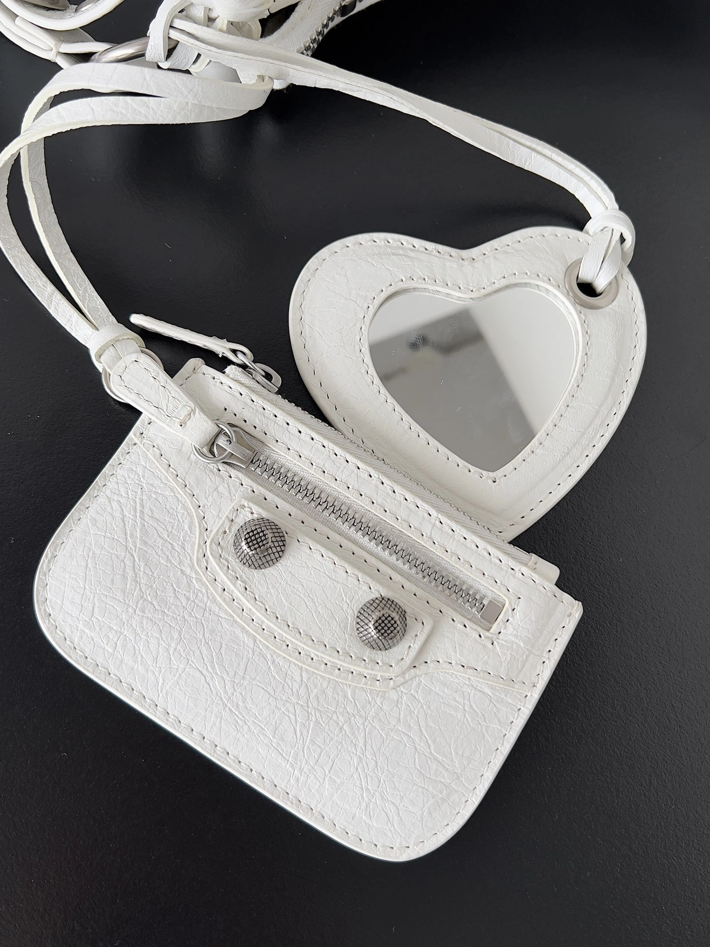 MOMO--- 6713071VG9Y9104 Le Cagole item:C-B063L0808R