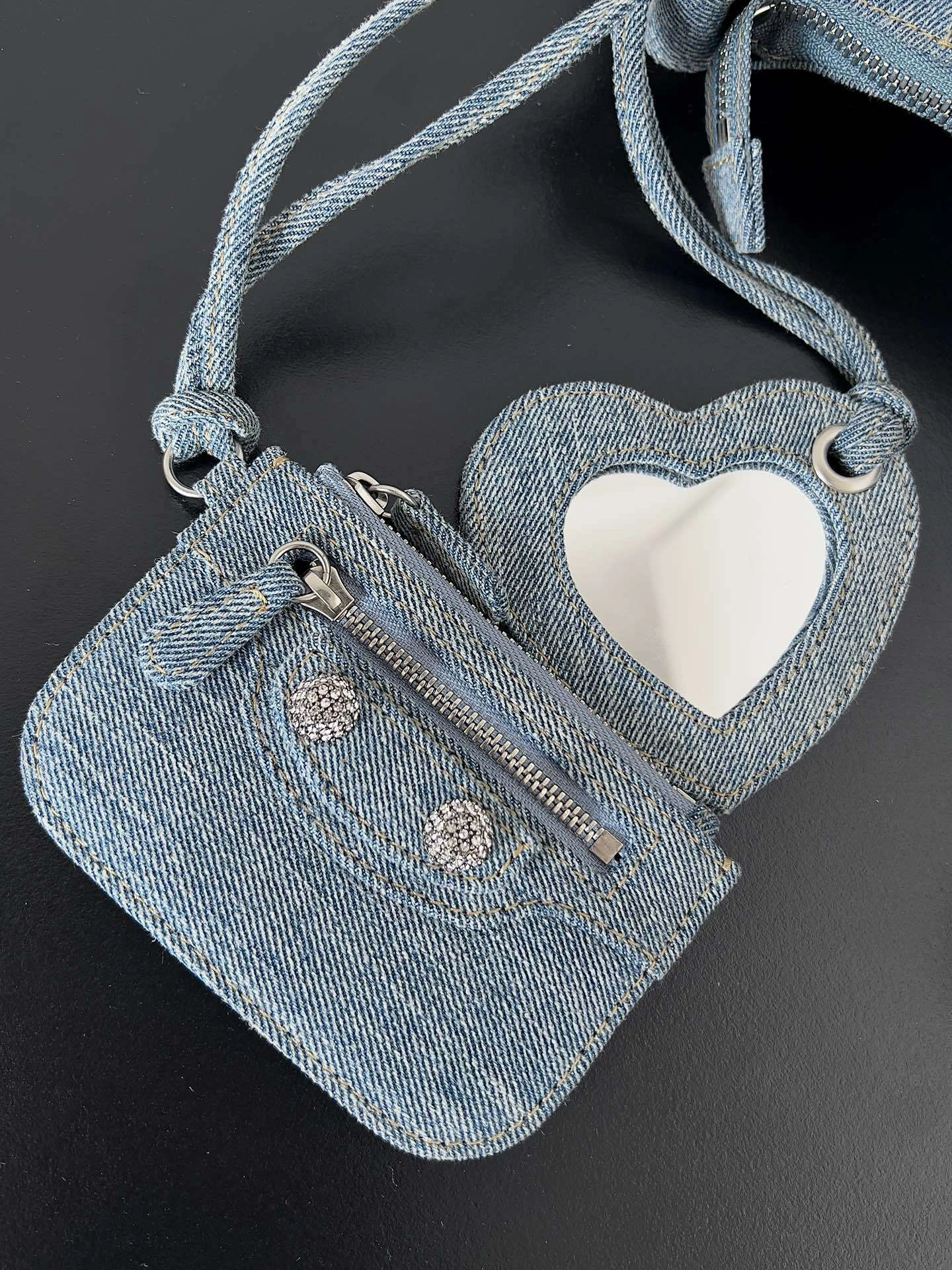 MOMO--- 6713072109U4715 Le Cagole item:C-B063L0810R