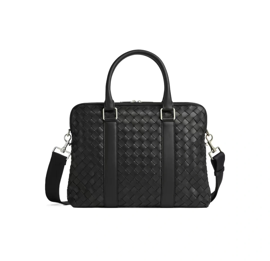 MOMO--- 690702V0E528803 Calfskin item:C-B134L0850R