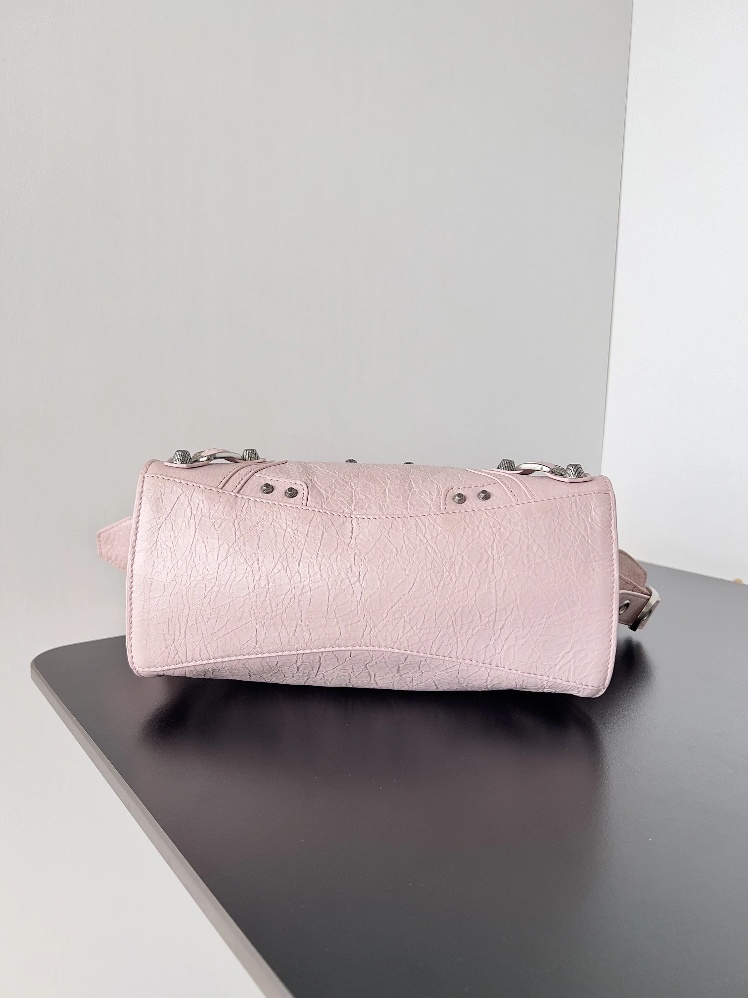 MOMO--- 700940210B06904 Neo cagole sheepskin item:C-B063L0816R