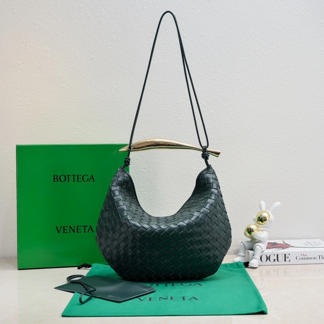 MOMO--- 716082VCPP13060 sheepskin Sardine item:C-B134L0829R