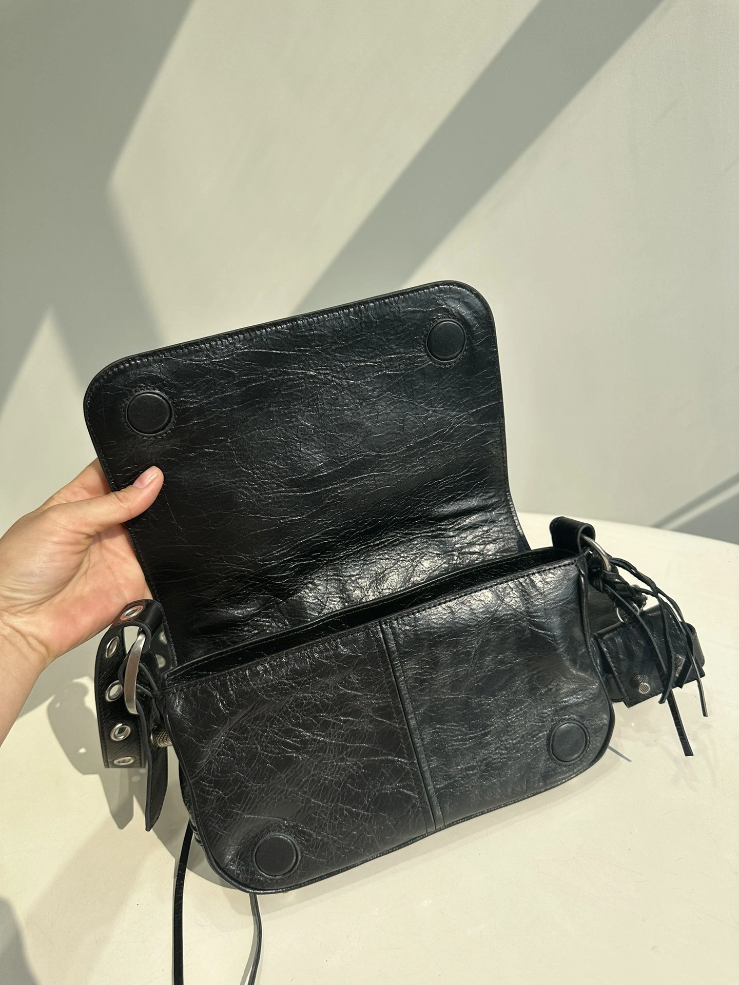 MOMO--- 719082210KR1000 sheepskin item:D-B432D0680