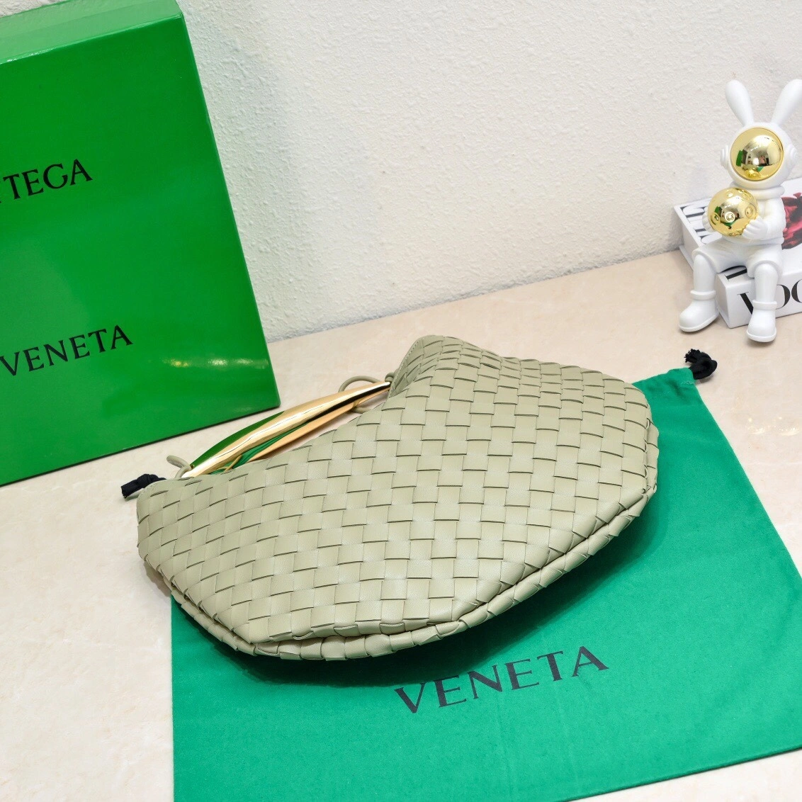 &MOMO--- 754988VCPP12929 Sardine Intrecciato item:C-B134L0828R