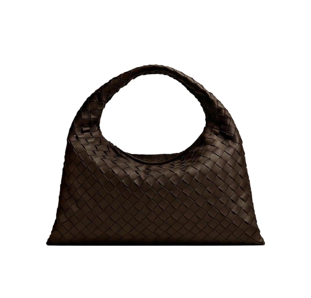 MOMO--- 763966V3IV12190 HOP item:C-B134L0840R