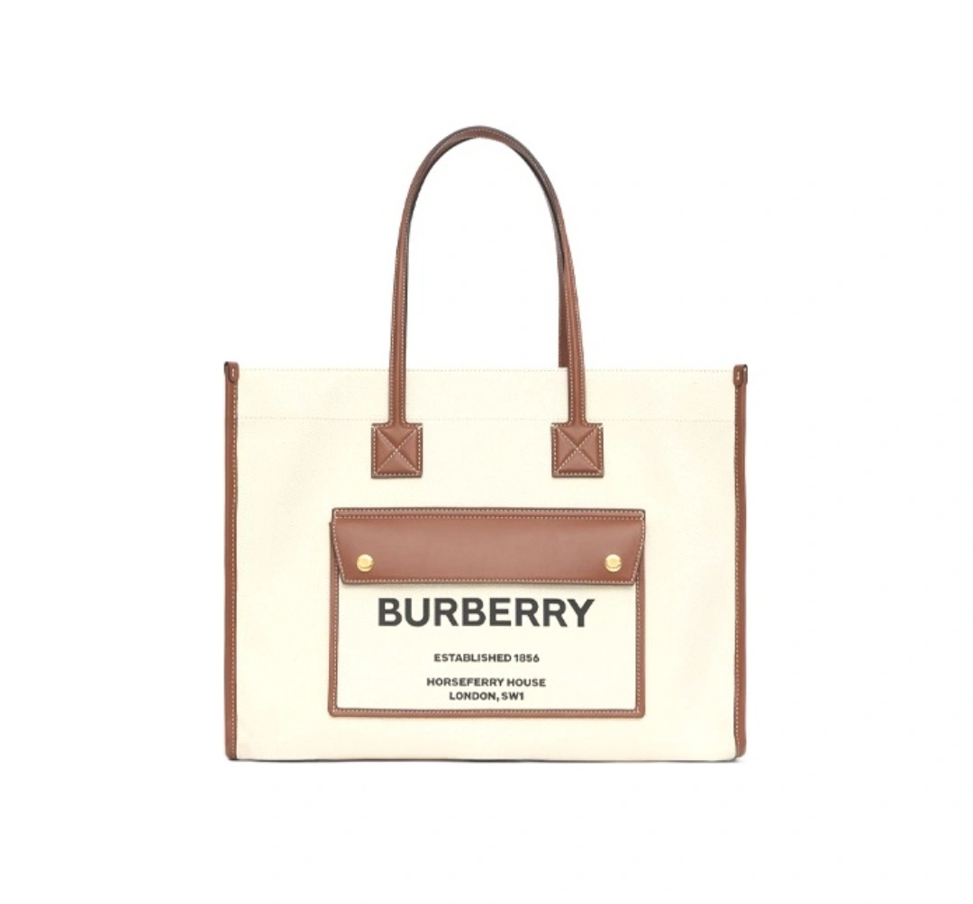 MOMO--- 80441291 Horseferry item:D-B000B2907